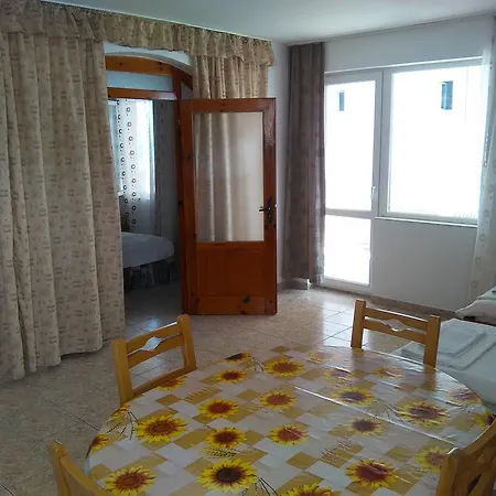 D. Bogdanova Vendégház Obzor