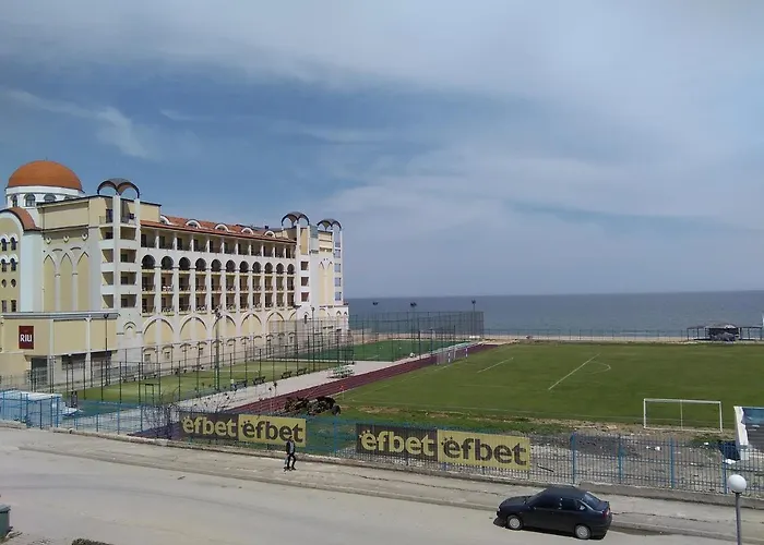 D. Bogdanova 奥布佐尔